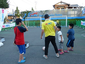 写真：ブラインドサッカー体験